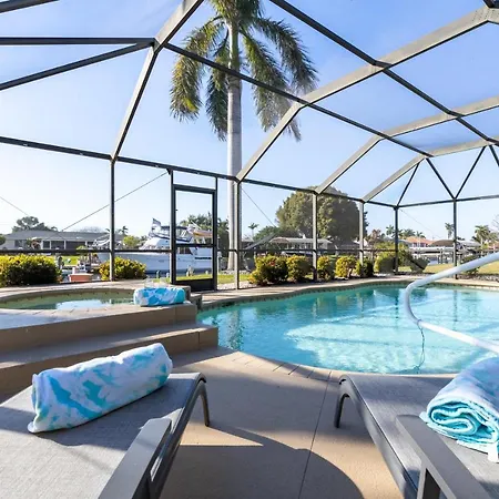 Sea Glass Cottage -Cape Coral - Roelens Vacations